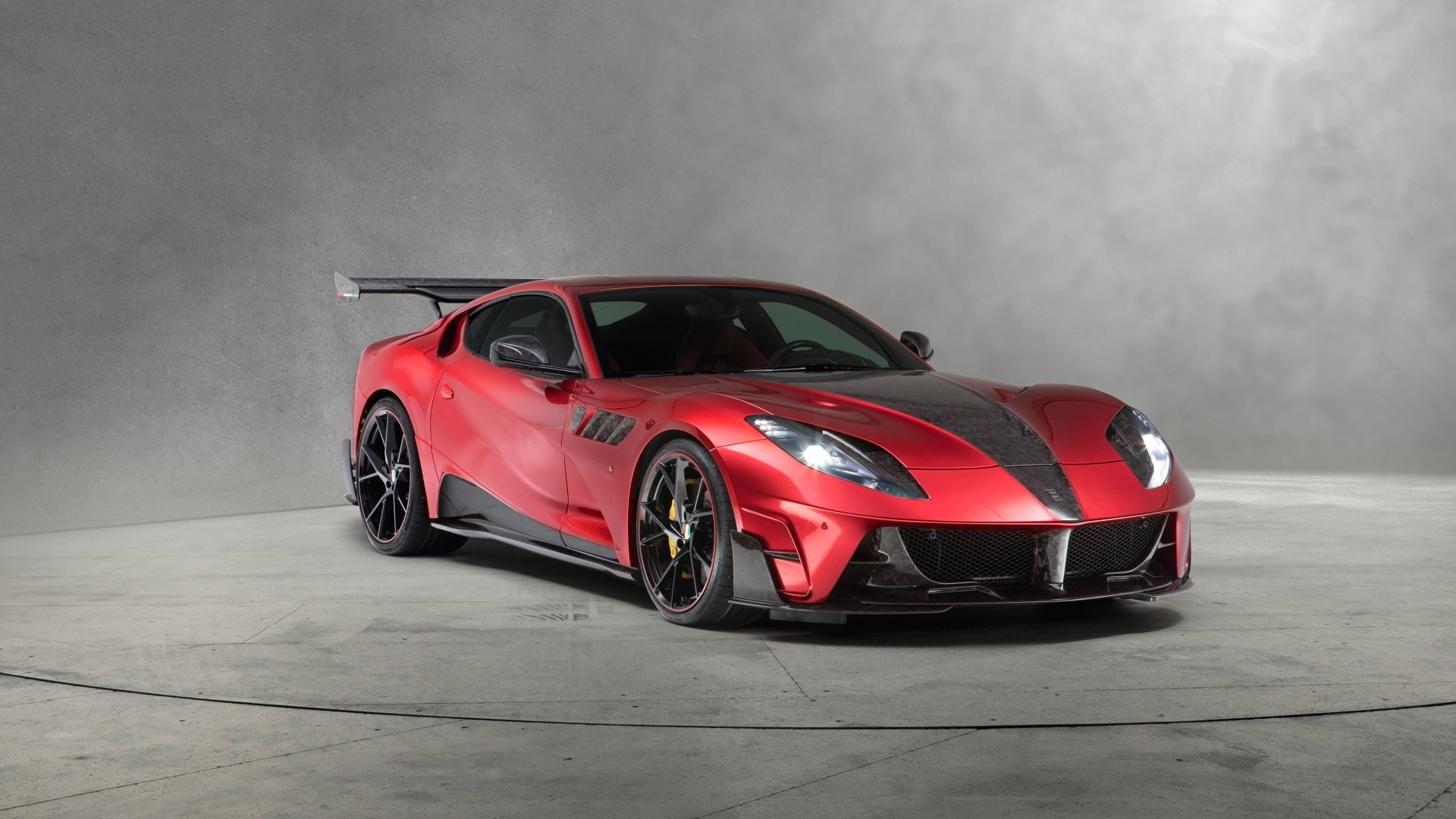 Ferarri812